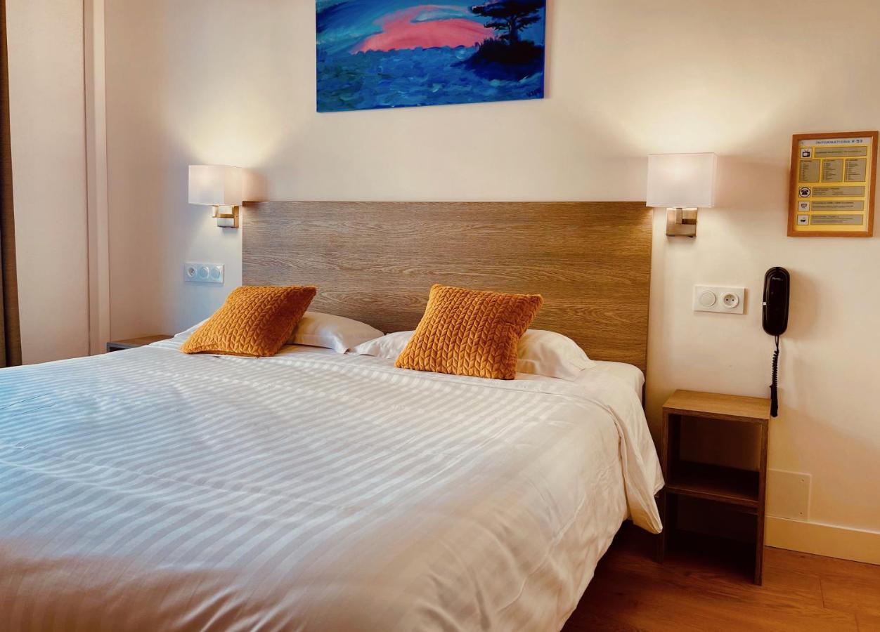 Hotel Courbet Juan-les-Pins Eksteriør billede