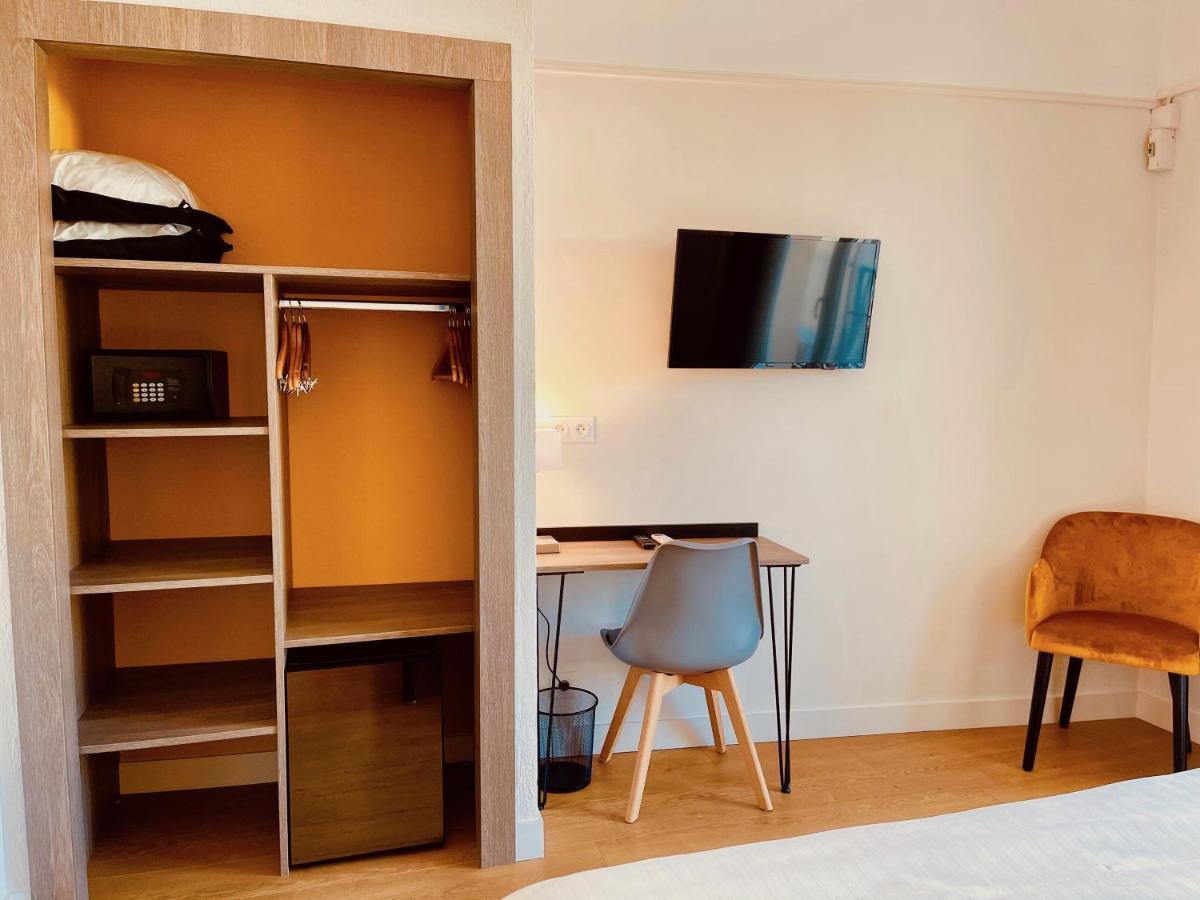 Hotel Courbet Juan-les-Pins Eksteriør billede