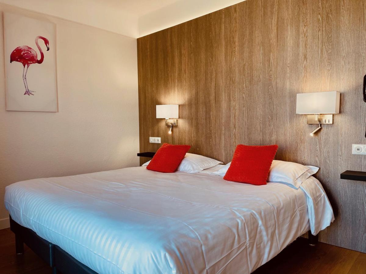 Hotel Courbet Juan-les-Pins Eksteriør billede